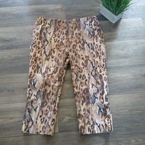 Chico's Slimming ankle Capri Pant XL Size 3